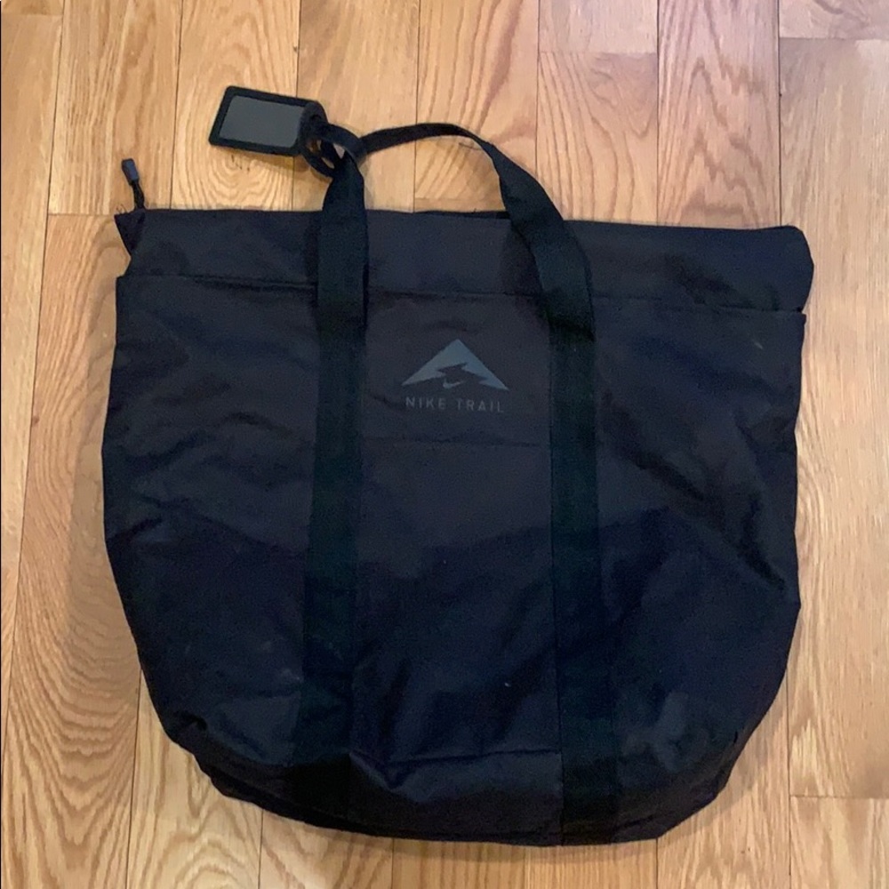 Nike trail travel bag
